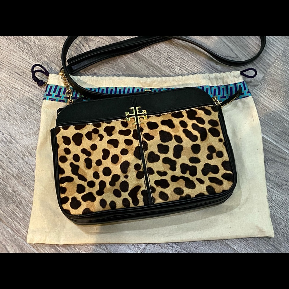 Preowned Tory Burch ivy leopard crossbody bag